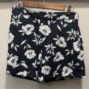 Ann Taylor Navy Floral Shorts (2)
